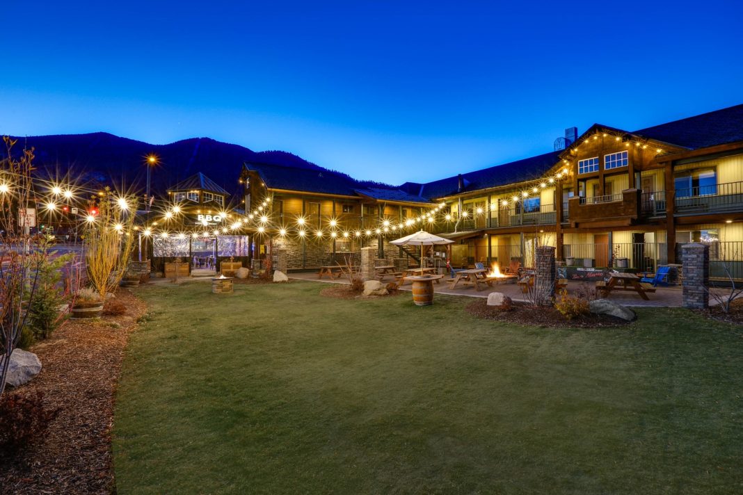 8 PetFriendly Hotels In South Lake Tahoe Epic Lake Tahoe