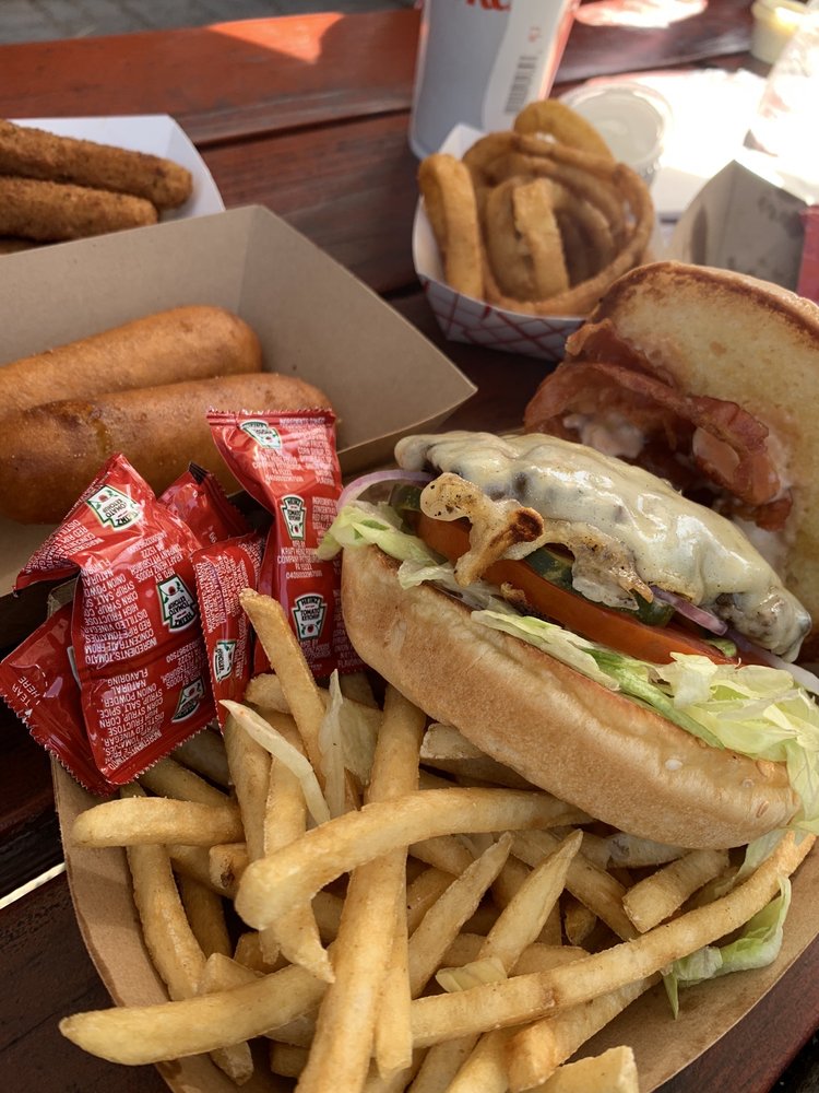 Char-Pit Burger and fries North Lake Tahoe