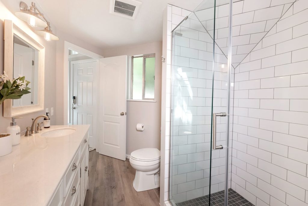 Beautiful white bathroom in an Incline Village airbnb rental