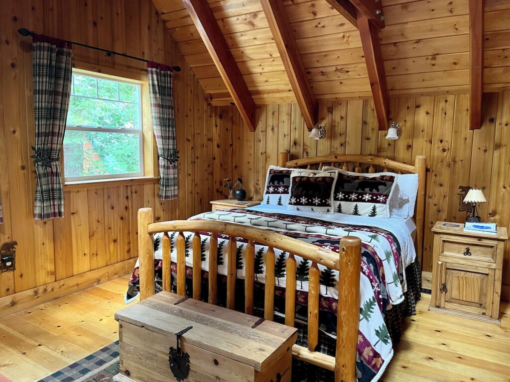Lake Tahoe Rustic Vacation Rental Bedroom